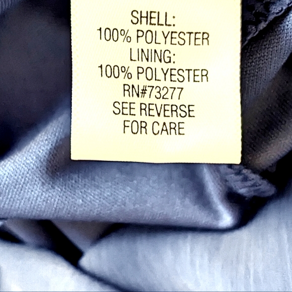 💎Like New! Gorgeous Layered, Floaty Top in Dark Blue by Dana Buchman - Picture 6 of 6